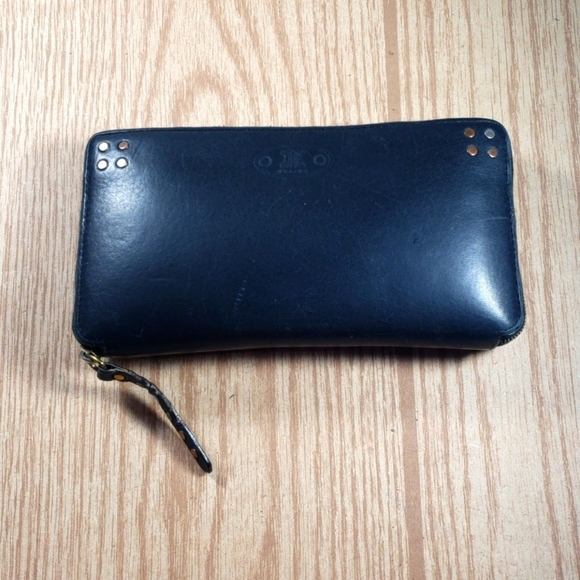 Vintage Authentic Céline Wallet 7.5 x 4.25" Black Leather Zip-Around Long Wallet - Picture 1 of 13